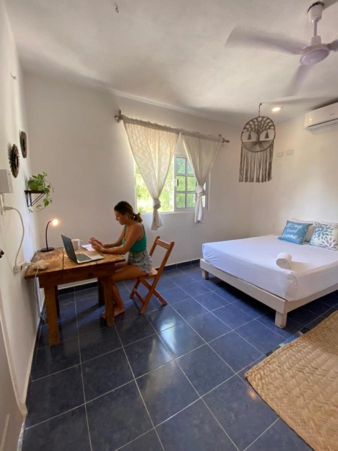Barco Verde Hostel Isola Holbox Esterno foto